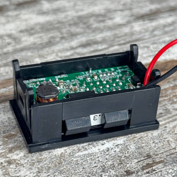 Індикатор заряду акумулятора з вольтметром 12В та 2 USB, цифровий тестер для авто і мото