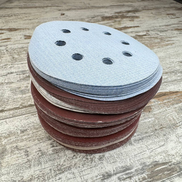 Набір шліфувальних кругів 100 шт 125 мм 8 отворів на липучці універсальні для дерева та металу