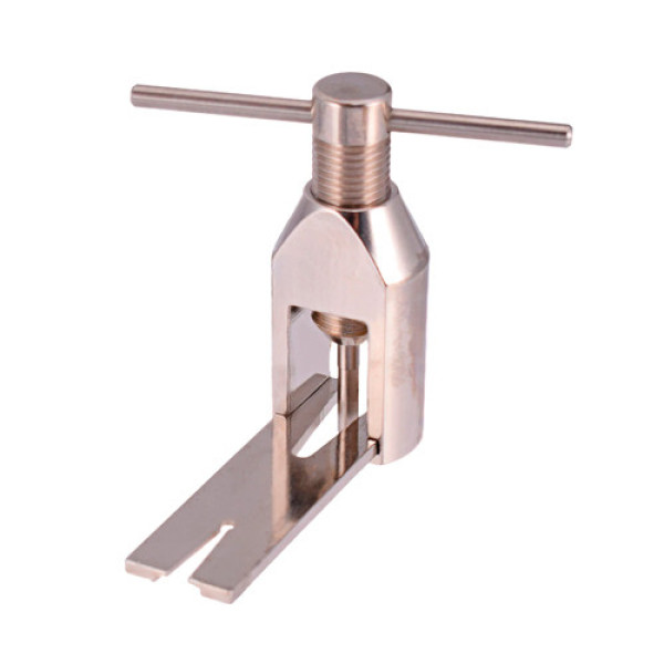 Універсальний зніиач призначений для акуратного та швидкого витягування моторних шестерень