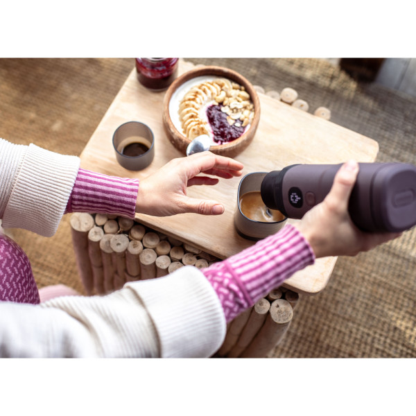 Портативна еспресо-кавоварка Wacaco Pixapresso, електрична, для меленої кави та капсул